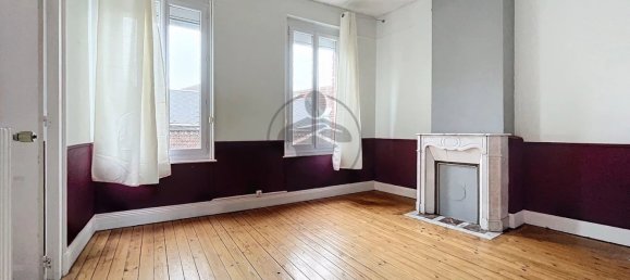 2 bedrooms House in Saint-Quentin, France No. 219321 13