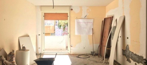 Apartamento de 4 divisões em Reggio Calabria, Italy N.º 87747 2