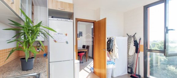 Apartamento de 4 dormitorios en Mahon, Spain No. 5560 15