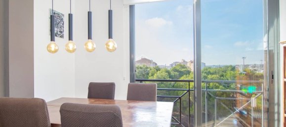 Apartamento de 4 dormitorios en Mahon, Spain No. 5560 20