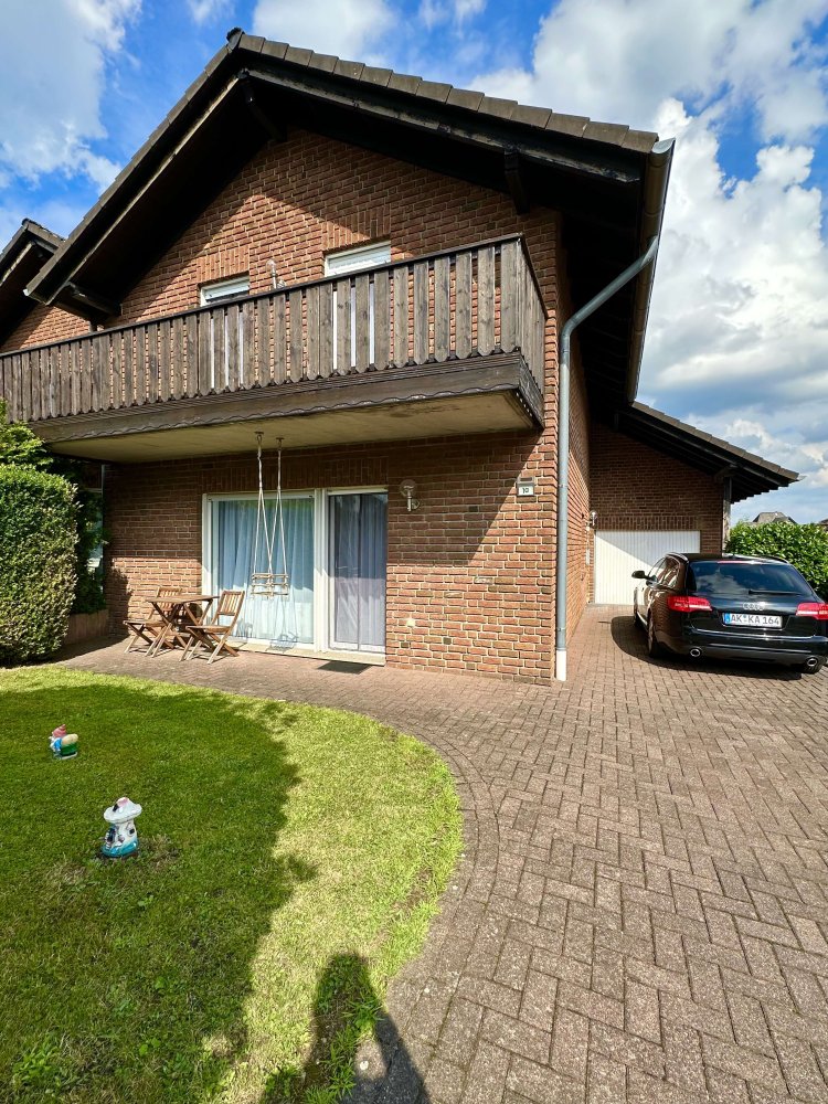 3 chambres Maison de ville à Altenkirchen, Germany No. 263758