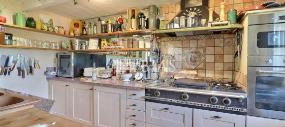 Дом с 4 спальнями в Онфлёр, Франция № 360184 8