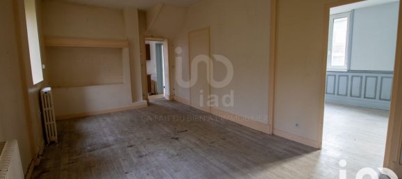 Edificio en Roye, France 144 m² No. 50473 2