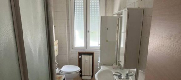 Apartamento de 2 dormitorios en Casalecchio di Reno, Italy No. 326269 8