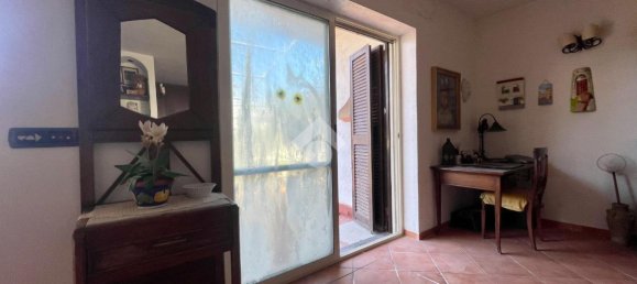 4 rooms House in Lacco Ameno, Italy No. 125315 15