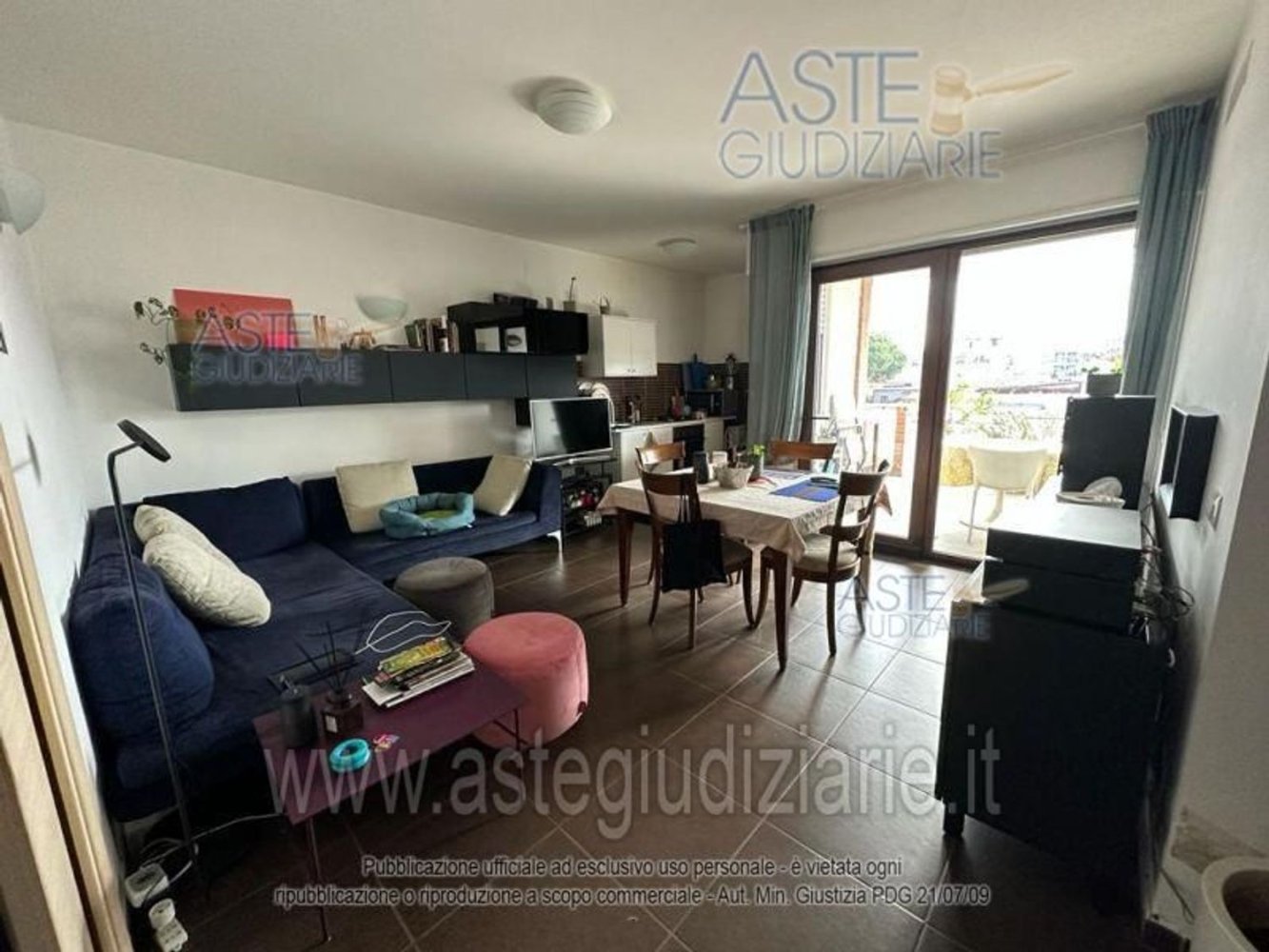 11 rooms House in Rome, Italy No. 31355