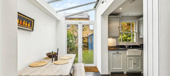 2 Schlafzimmer Haus in Battersea, United Kingdom, Nr. 5228 8