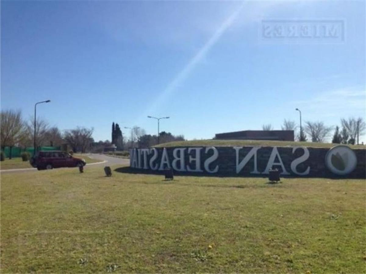  Land in Escobar, Argentina No. 120164