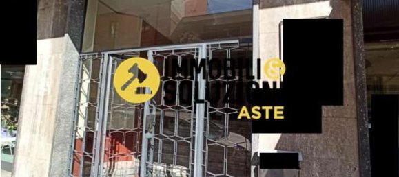 4 rooms Apartment in Varese, Italy No. 5458 9