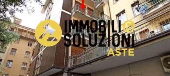 4 rooms Apartment in Varese, Italy No. 5458 6