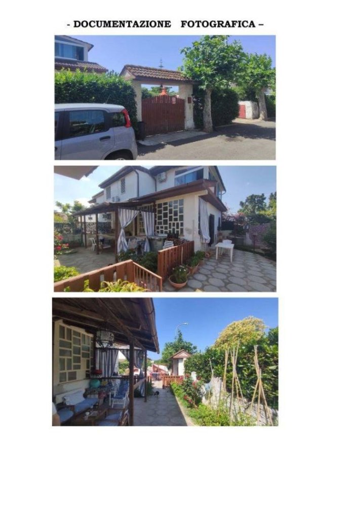 3 bedrooms Villa in Rome, Italy No. 101386