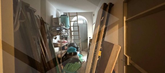 Склад 56м² в Нойкаттаро, Италия № 23243 6