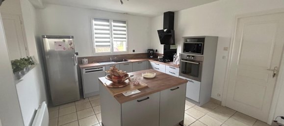 Дом с 5 спальнями в Мареше, Франция № 103158 4