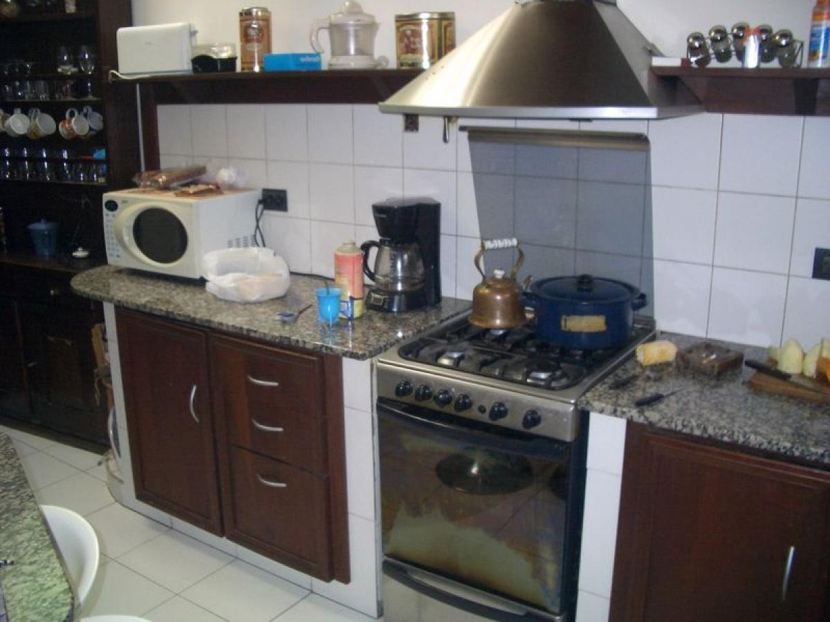 Дом с 3 спальнями в Мар-дель-Плата, Аргентина № 93013