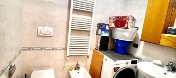 6 rooms Apartment in Signa, Italy No. 48324 10