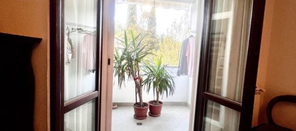 6 rooms Apartment in Signa, Italy No. 48324 25
