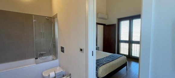 4 غرف نوم فيلا في Città Sant'Angelo, Italy رقم 397701 43