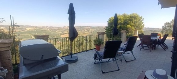 4 غرف نوم فيلا في Città Sant'Angelo, Italy رقم 397701 11