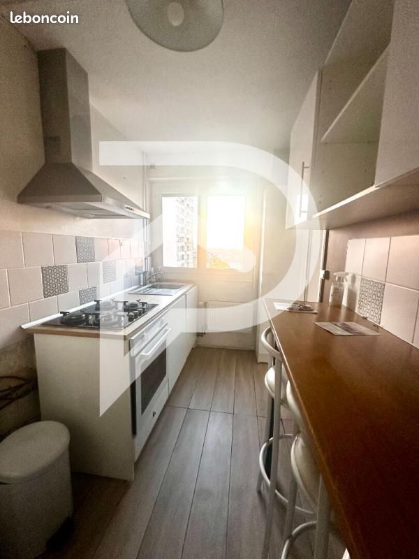 2 Schlafzimmer Wohnung in Orleans, France, Nr. 216257