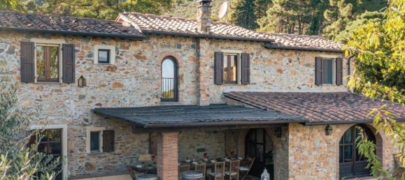 4 bedrooms House in Buti, Italy No. 15595 6