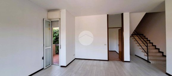 3 Schlafzimmer Villa in Inveruno, Italy, Nr. 273602 5