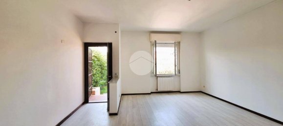 3 Schlafzimmer Villa in Inveruno, Italy, Nr. 273602 4