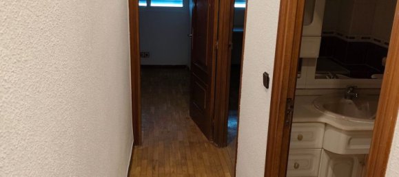Apartamento T3 em Madrid, Spain N.º 189393 17