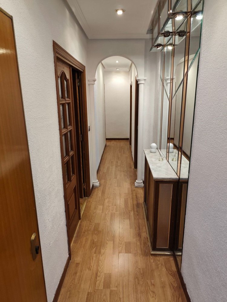 Apartamento T3 em Madrid, Spain N.º 189393