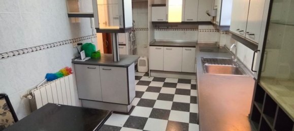 Apartamento T3 em Madrid, Spain N.º 189393 2