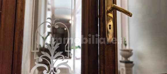 3 Schlafzimmer Wohnung in Turin, Italy, Nr. 330699 23