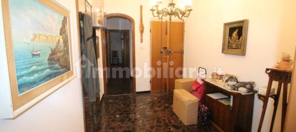 Apartamento de 2 dormitorios en Genoa, Italy No. 39210 7