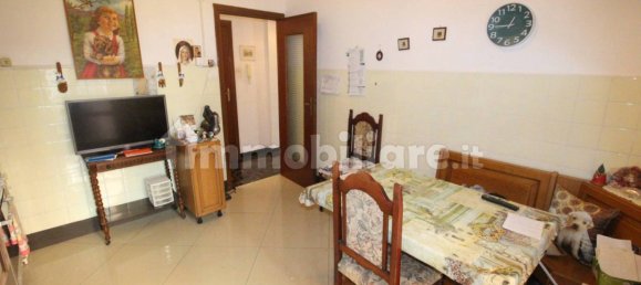 Apartamento de 2 dormitorios en Genoa, Italy No. 39210 20