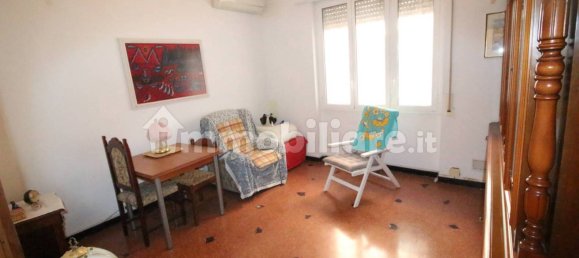 Apartamento de 2 dormitorios en Genoa, Italy No. 39210 12