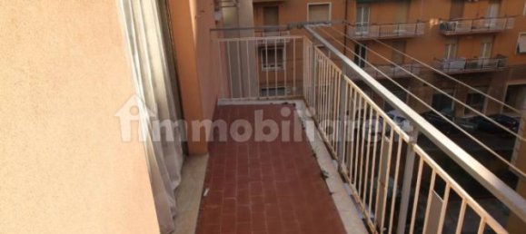 Apartamento de 2 dormitorios en Genoa, Italy No. 39210 25