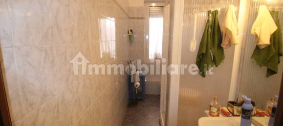 Apartamento de 2 dormitorios en Genoa, Italy No. 39210 8