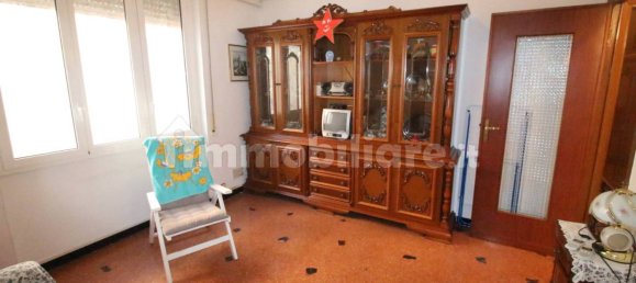 Apartamento de 2 dormitorios en Genoa, Italy No. 39210 14