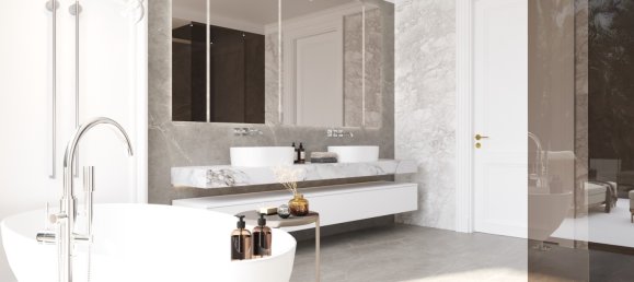 5 bedrooms Villa in Marbella, Spain No. 4395 21