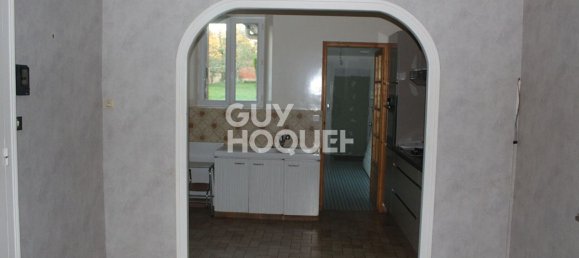 3 bedrooms House in Rambouillet, France No. 332312 5