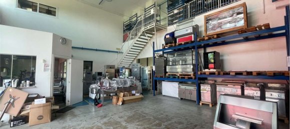 Склад с 10 комнатами в Нонантола, Италия № 79706 11