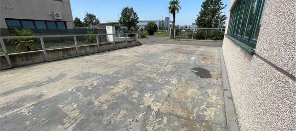 Склад с 10 комнатами в Нонантола, Италия № 79706 18