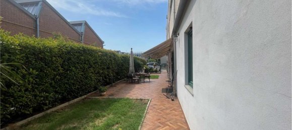 Склад с 10 комнатами в Нонантола, Италия № 79706 12