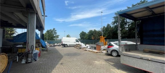 Склад с 10 комнатами в Нонантола, Италия № 79706 13