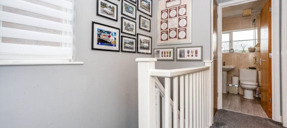 3 bedrooms House in Gravesend, United Kingdom No. 10680 53