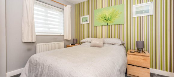 3 bedrooms House in Gravesend, United Kingdom No. 10680 60