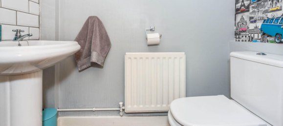 3 bedrooms House in Gravesend, United Kingdom No. 10680 42