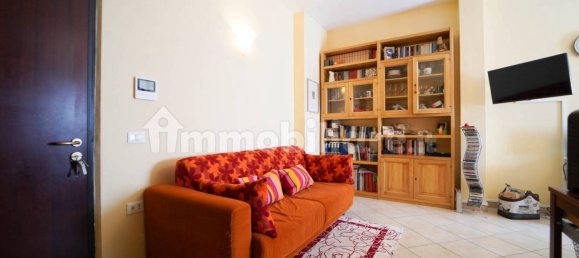 Apartamento de 1 dormitorio en Empoli, Italy No. 374577 6