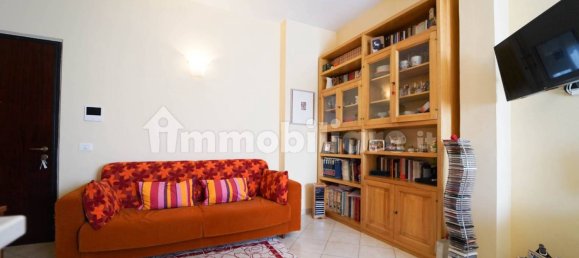 Apartamento de 1 dormitorio en Empoli, Italy No. 374577 8