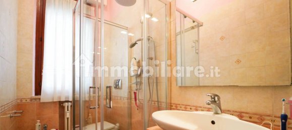 Apartamento de 1 dormitorio en Empoli, Italy No. 374577 19