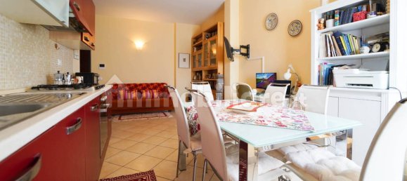 Apartamento de 1 dormitorio en Empoli, Italy No. 374577 9