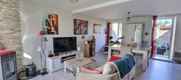 3 bedrooms House in Dimancheville, France No. 256572 2